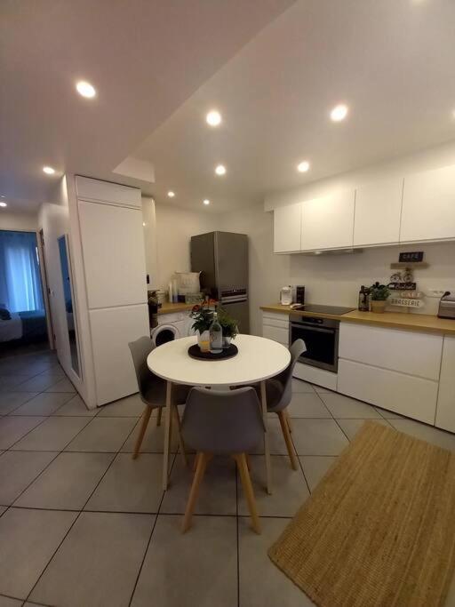 Superbe Appartement Moderne En Rez-De-Chaussee Ozoir-la-Ferrière المظهر الخارجي الصورة